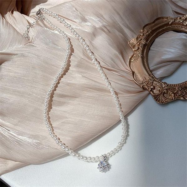 fashion chains pearl necklaces geometric crystal pendants for women beads choker bijoux white wedding gift, Silver
fashion chains pearl necklaces geometric crystal pendants for women beads choker bijoux white wedding gift, Silver