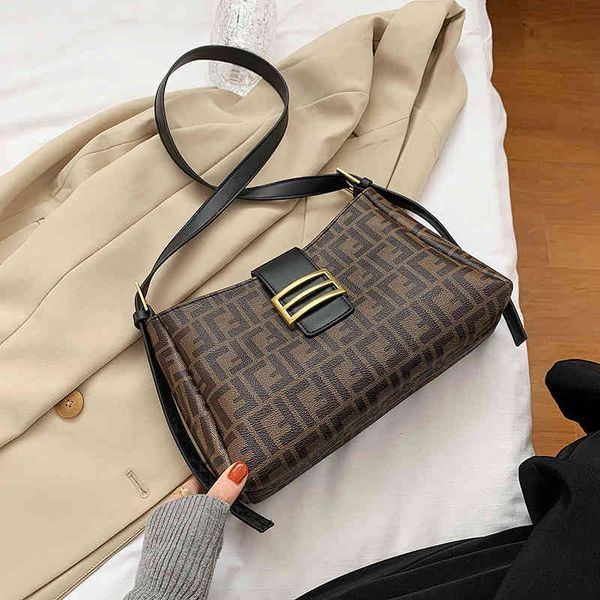 handbags women's shoulder bag new leather letter crescent versatile armpit handbags premium
handbags women's shoulder bag new leather letter crescent versatile armpit handbags premium