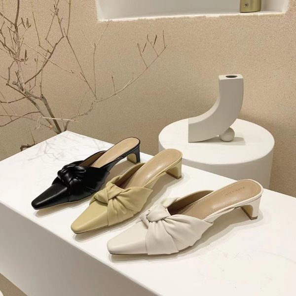 slippers casual women shallow slip on summer thick low heels solid color bow design fashion flip flops, Black
slippers casual women shallow slip on summer thick low heels solid color bow design fashion flip flops, Black