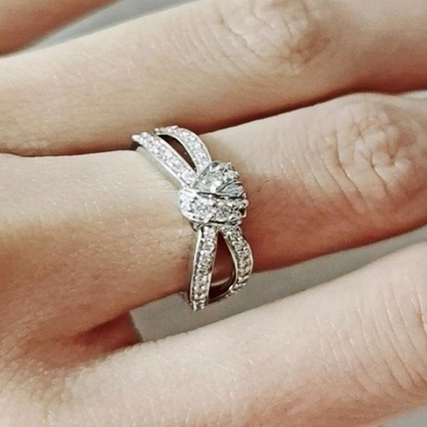 wedding rings caoshi personality bridle dazzling zirconia unique design engagement accessories exquisite female fancy jewelry, Slivery;golden
wedding rings caoshi personality bridle dazzling zirconia unique design engagement accessories exquisite female fancy jewelry, Slivery;golden