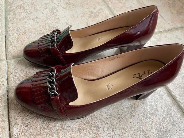 dress shoes women `s leather high heels pumps for office elegant with chain clearance price low footwear, Black
dress shoes women `s leather high heels pumps for office elegant with chain clearance price low footwear, Black