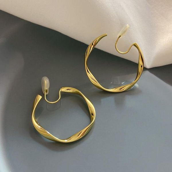 stud fake piercing earrings for women round twisted gold silver color korean style fashion ear jewelry girls gift, Golden;silver
stud fake piercing earrings for women round twisted gold silver color korean style fashion ear jewelry girls gift, Golden;silver