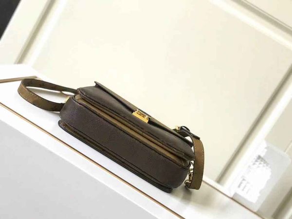 europe 2021 women bags handbag famous designer handbags ladies handbag fashion tote bag women's shop bags backpack d12, Black
europe 2021 women bags handbag famous designer handbags ladies handbag fashion tote bag women's shop bags backpack d12, Black