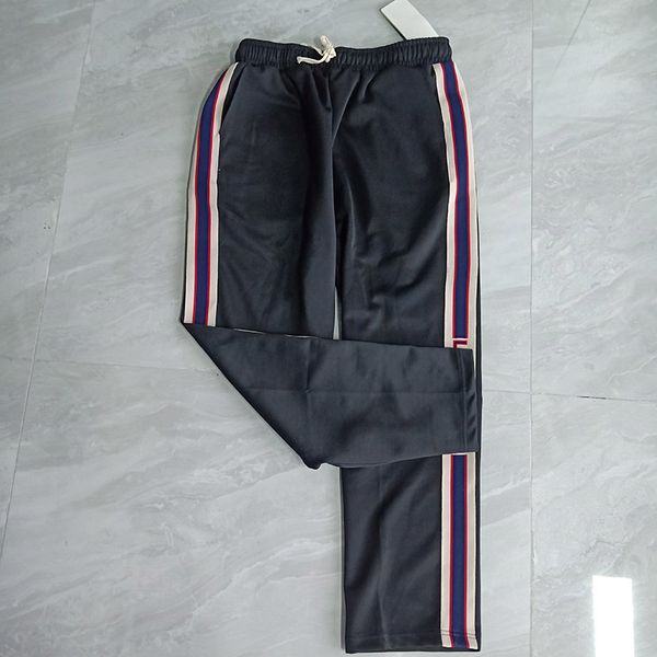 2023 fashion casual mens pants trendy and versatile black sweatpants with letter stripes loose drop straight trousers
2023 fashion casual mens pants trendy and versatile black sweatpants with letter stripes loose drop straight trousers