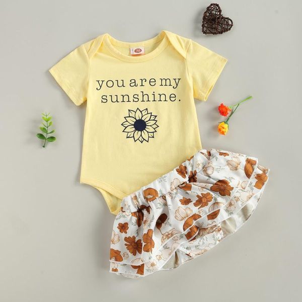 clothing sets summer 2pcs infant baby girls lovely clothes letter print short sleeve romper floral ruffles shorts, White
clothing sets summer 2pcs infant baby girls lovely clothes letter print short sleeve romper floral ruffles shorts, White