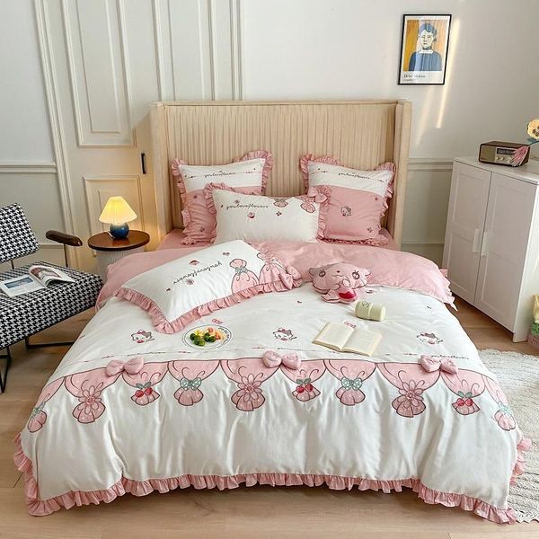 bedding sets pink cute cartoon embroidery 600tc egyptian cotton princess set ruffle duvet cover bed sheet pillowcases home textiles
bedding sets pink cute cartoon embroidery 600tc egyptian cotton princess set ruffle duvet cover bed sheet pillowcases home textiles