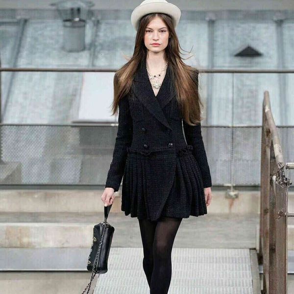 casual dresses dress spring high-end runway black blazer women turn-down collar long sleeve pleated hem patchwork lurex office dr oncu, Black;gray
casual dresses dress spring high-end runway black blazer women turn-down collar long sleeve pleated hem patchwork lurex office dr oncu, Black;gray