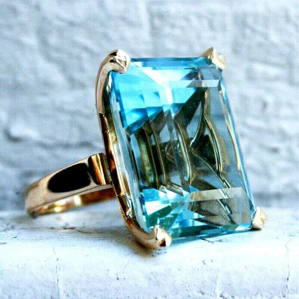 large cz stone women cocktail party club ring accessories square blue crystal lady wedding date engagement love token cluster rings, Golden;silver
large cz stone women cocktail party club ring accessories square blue crystal lady wedding date engagement love token cluster rings, Golden;silver