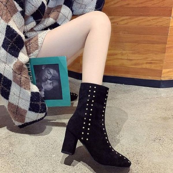 boots 2021 autumn and winter velvet warm high heels thick heel mid-heel thin mid-tube women's, Black
boots 2021 autumn and winter velvet warm high heels thick heel mid-heel thin mid-tube women's, Black