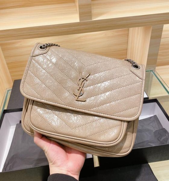 woman handbag luxury designer handbags tote bag leather fashion ladies with original dust bags 32
woman handbag luxury designer handbags tote bag leather fashion ladies with original dust bags 32