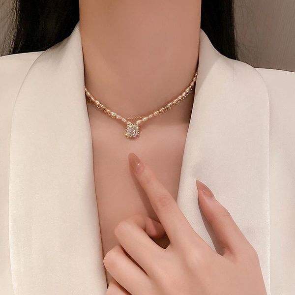 chokers charming irregular pearls necklaces for women double layer chunky chain shiny rhinestone pendant necklace jewelry, Golden;silver
chokers charming irregular pearls necklaces for women double layer chunky chain shiny rhinestone pendant necklace jewelry, Golden;silver