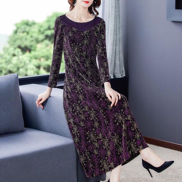 casual dresses 2021 autumn and winter women's french retro dress vintage floral long sleeve slim elegant party plus size 4xl 5xl y111, Black;gray
casual dresses 2021 autumn and winter women's french retro dress vintage floral long sleeve slim elegant party plus size 4xl 5xl y111, Black;gray
