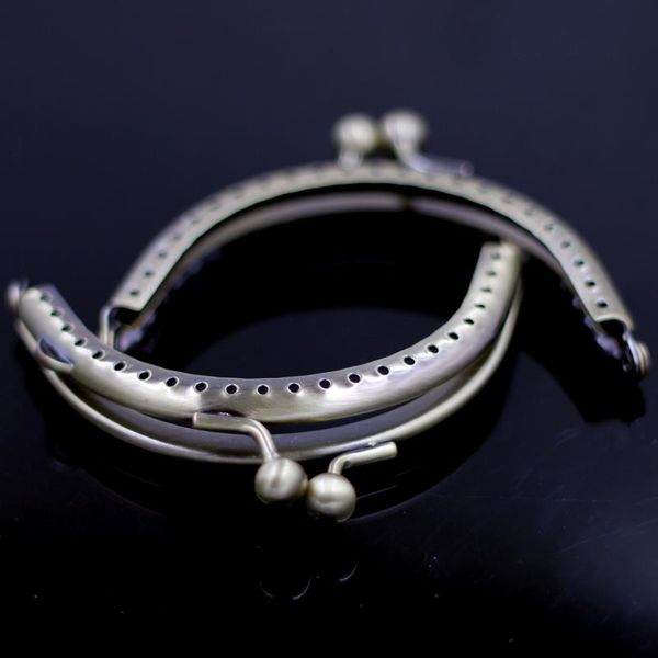 bag parts & accessories 8.5cm silver bronze tone gunmetal arch metal purse frame kiss clasp smooth wallet buckle lock diy handbag handle cha, Black
bag parts & accessories 8.5cm silver bronze tone gunmetal arch metal purse frame kiss clasp smooth wallet buckle lock diy handbag handle cha, Black