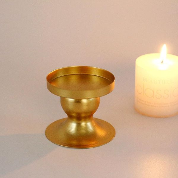 european golden geometric round wrought gold iron candle holders metal stainless steel holder tray home decore
european golden geometric round wrought gold iron candle holders metal stainless steel holder tray home decore