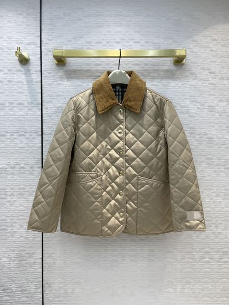 2021 autumn milan runway jackets lapel neck long sleeve leisure and fashion brand same style women's coats designer 0828-11, Black;brown
2021 autumn milan runway jackets lapel neck long sleeve leisure and fashion brand same style women's coats designer 0828-11, Black;brown