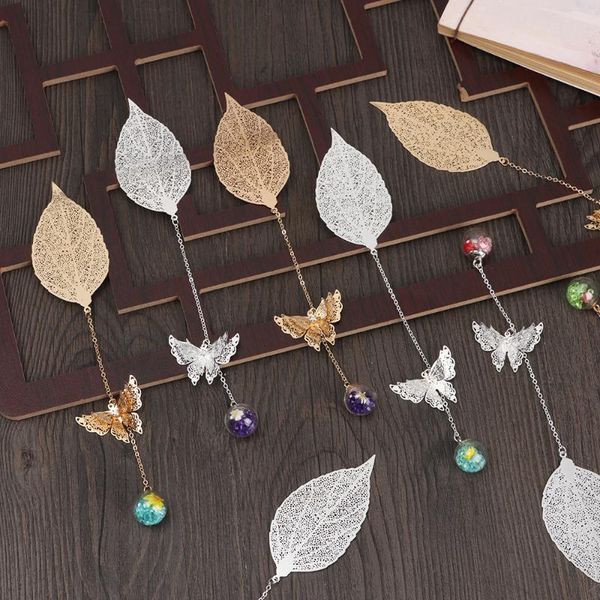 butterfly chinese style metal hollow painted bookmark leaf with chain stationery gifts school office supplies
butterfly chinese style metal hollow painted bookmark leaf with chain stationery gifts school office supplies