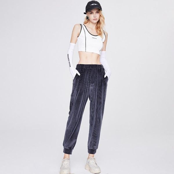women's pants & capris women corduroy trousers autumn and winter 2021 high-waist straight drape casual lazy wind, Black;white
women's pants & capris women corduroy trousers autumn and winter 2021 high-waist straight drape casual lazy wind, Black;white