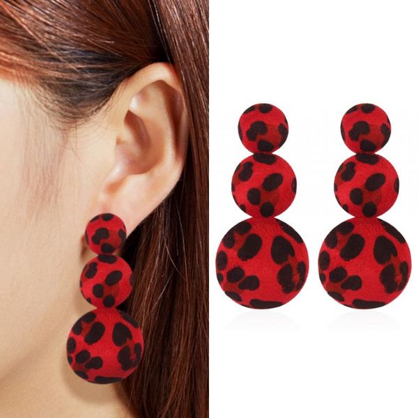 women elegant leopard fabric three balls pendant fashionable earrings dangle & chandelier, Silver
women elegant leopard fabric three balls pendant fashionable earrings dangle & chandelier, Silver