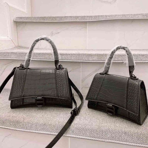 balencaigass hourglass small square bags moon locomotive genuine leather fashion motorcycle bags luxury women handbag designer bevy
balencaigass hourglass small square bags moon locomotive genuine leather fashion motorcycle bags luxury women handbag designer bevy