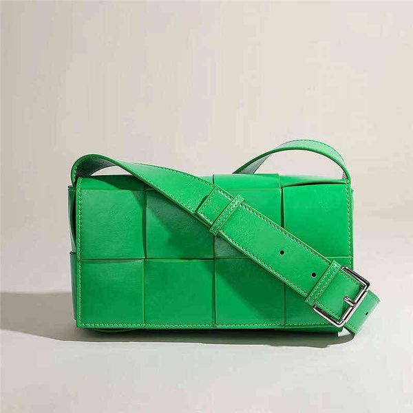 shopping bags 2022 new cow leather shoulder bag for women small woven handbags designer female clutch 220304
shopping bags 2022 new cow leather shoulder bag for women small woven handbags designer female clutch 220304