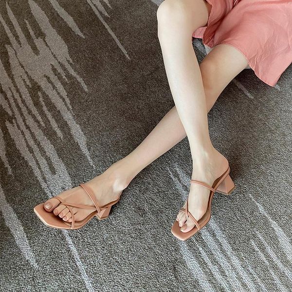 brcchenxi 2021 chunky heel sandals with mid-heeled shoes thick-heeled mid-heel flip-flops white blue pink slippers, Black
brcchenxi 2021 chunky heel sandals with mid-heeled shoes thick-heeled mid-heel flip-flops white blue pink slippers, Black