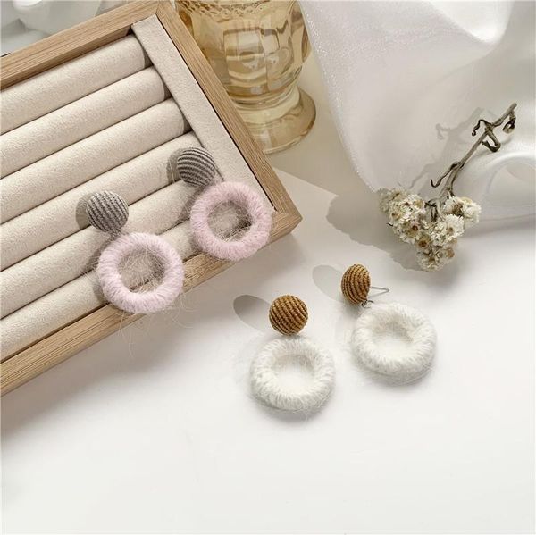 dangle & chandelier korean high-quality hollow white circle earrings, the winter fur ball female fashion earrings for women, Silver
dangle & chandelier korean high-quality hollow white circle earrings, the winter fur ball female fashion earrings for women, Silver