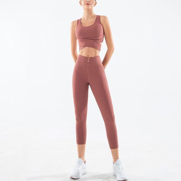 selling solid color yoga suit breathable quick drying women's fitness shockproof sports vest hip leggings two piece set1, White;red
selling solid color yoga suit breathable quick drying women's fitness shockproof sports vest hip leggings two piece set1, White;red