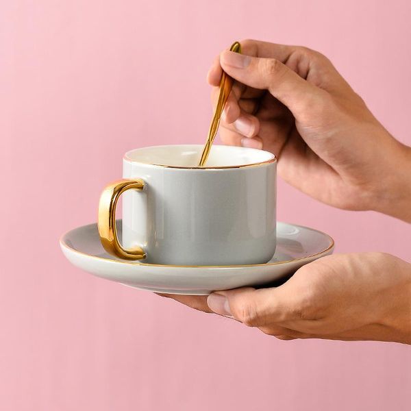 cups & saucers european ceramic coffee cup set creative simple gold rim solid color arabic travel tazas de cafe drinkware be50mu
cups & saucers european ceramic coffee cup set creative simple gold rim solid color arabic travel tazas de cafe drinkware be50mu