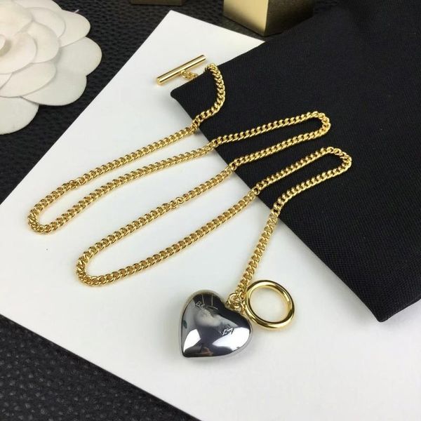 pendant necklaces europe and the united states cold wind gold silver color hit of light heart-shaped necklace
pendant necklaces europe and the united states cold wind gold silver color hit of light heart-shaped necklace