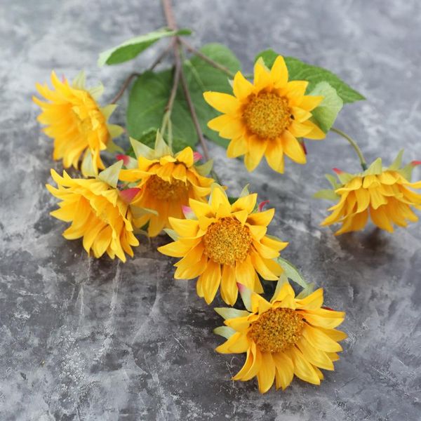 decorative flowers & wreaths 7heads/branch sunflower with fake green leaves silk artificial for home table decor christmas flores
decorative flowers & wreaths 7heads/branch sunflower with fake green leaves silk artificial for home table decor christmas flores