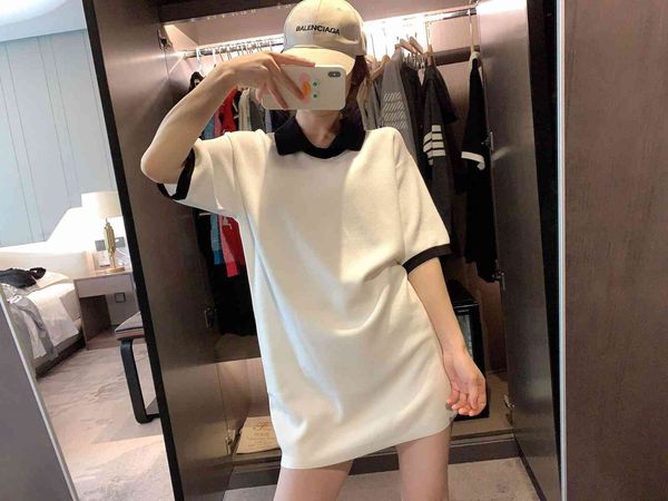 5240 double large skirt new summer casual polo neck knitted dress contrast color aging, Black;gray
5240 double large skirt new summer casual polo neck knitted dress contrast color aging, Black;gray