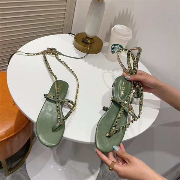 flip-flops strappy thick-heeled sandals 2021 summer rivet lace-up flat roman shoes women's green 35-41 size slippers, Black
flip-flops strappy thick-heeled sandals 2021 summer rivet lace-up flat roman shoes women's green 35-41 size slippers, Black