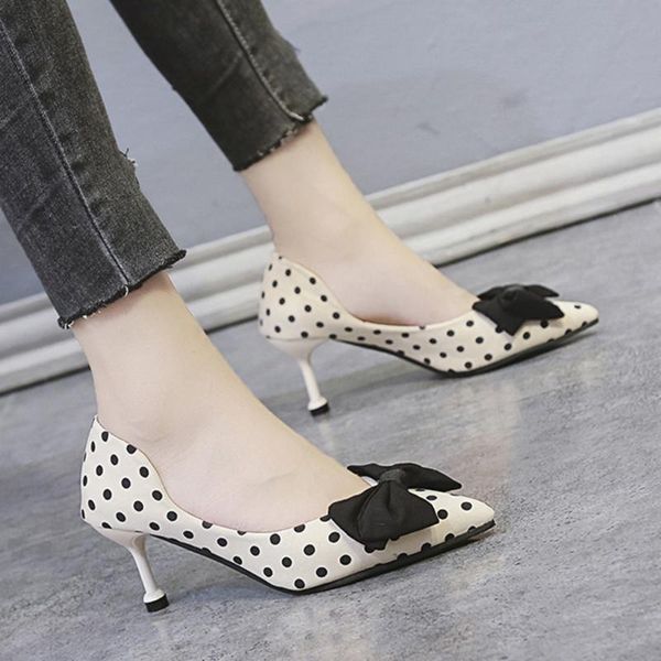 dress shoes 2021 women pumps elegant pointed toe patent leather office lady spring summer high heels wedding bridal woman, Black
dress shoes 2021 women pumps elegant pointed toe patent leather office lady spring summer high heels wedding bridal woman, Black