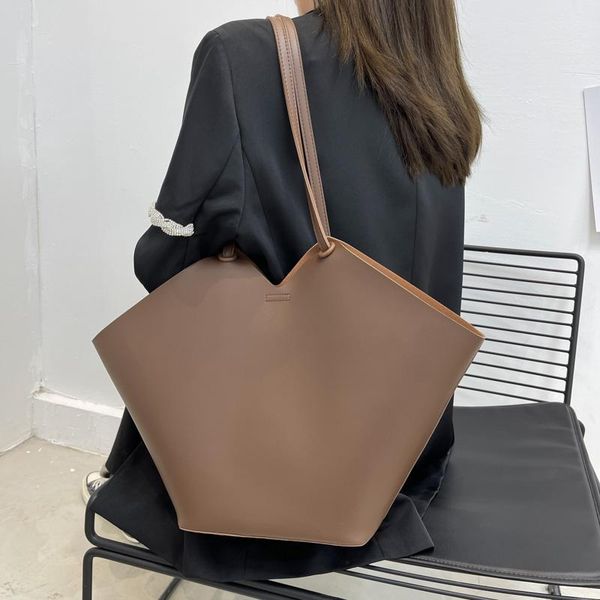 evening bags women large tote messenger handbags fashion crossbody stylish luxury hand bag for handle shopping
evening bags women large tote messenger handbags fashion crossbody stylish luxury hand bag for handle shopping