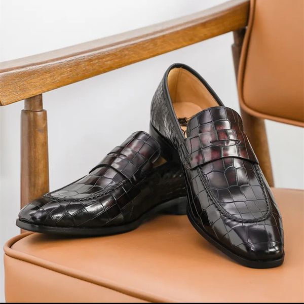 2021men's shoes business dress luxurious men kaws lulu loafers high grade hand customized breathable british trend color polished bride, Red;white
2021men's shoes business dress luxurious men kaws lulu loafers high grade hand customized breathable british trend color polished bride, Red;white