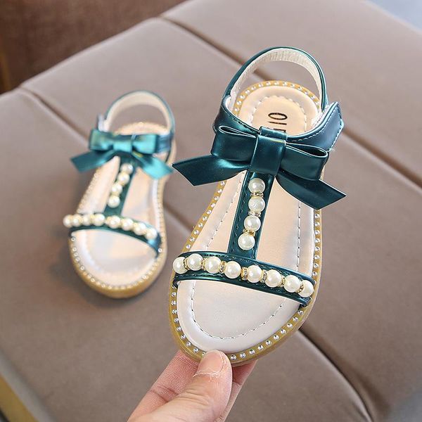 girl sandals 2021 princess pearl in children student baby beach girls shoes, Black;red
girl sandals 2021 princess pearl in children student baby beach girls shoes, Black;red