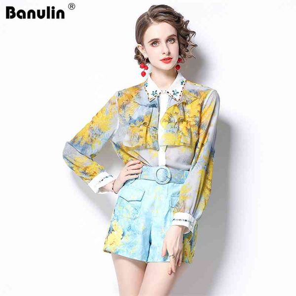 fashion runway shorts set women's long sleeve ruffles ruched beading floral blouse and belt pocket 2 pieces suit 210603, White
fashion runway shorts set women's long sleeve ruffles ruched beading floral blouse and belt pocket 2 pieces suit 210603, White