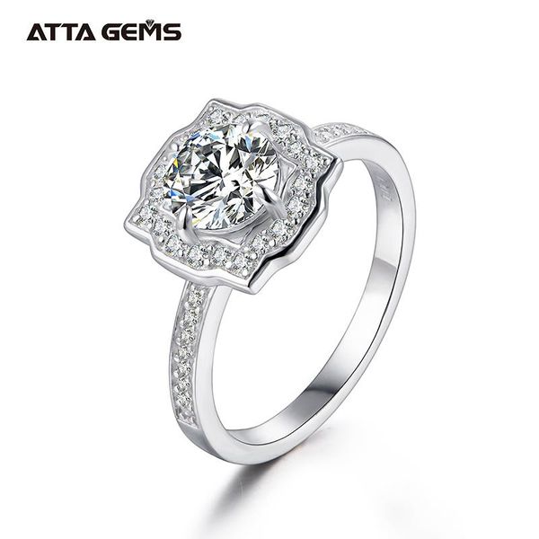 cluster rings 925 silver brilliant cut diamond test passed moissanite women ring 1 d color vvs1 for, Golden;silver
cluster rings 925 silver brilliant cut diamond test passed moissanite women ring 1 d color vvs1 for, Golden;silver