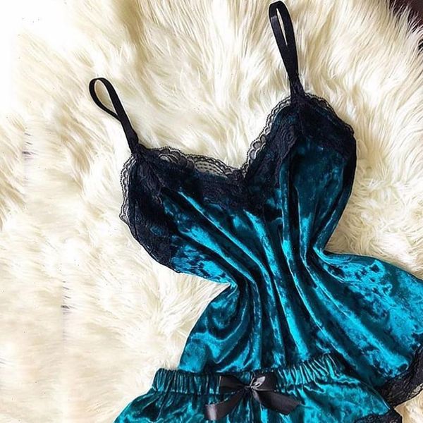 30 lingerie camisole women sleepwear bow shorts v neck velvet pajamas oversized pijama, Black;red
30 lingerie camisole women sleepwear bow shorts v neck velvet pajamas oversized pijama, Black;red