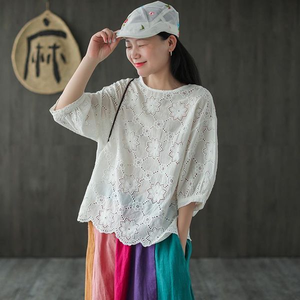 western style lace embroidery cotton t-shirt 2021 summer retro literature and art loose round neck short-sleeved shirt women's, White
western style lace embroidery cotton t-shirt 2021 summer retro literature and art loose round neck short-sleeved shirt women's, White