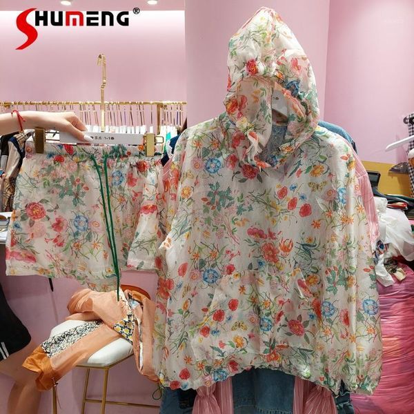 women's tracksuits 2021 summer women korean chiffon high-grade light luxury flower hooded lace elastic shorts ladies fashion two-piece, Gray
women's tracksuits 2021 summer women korean chiffon high-grade light luxury flower hooded lace elastic shorts ladies fashion two-piece, Gray