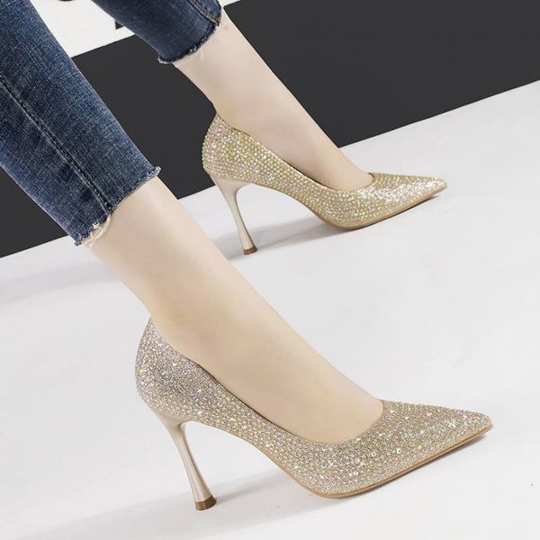 luxury dress shoes 2021 korean pointed high heels night club show thin heel single diamond banquet shallow mouth women's sho, Black
luxury dress shoes 2021 korean pointed high heels night club show thin heel single diamond banquet shallow mouth women's sho, Black