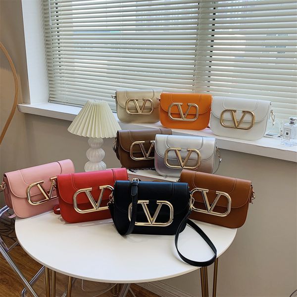 popular trendy womens bags 2021 new korean style popular litchi pattern shoulder bag stylish good texture belt buckle messenger bag
popular trendy womens bags 2021 new korean style popular litchi pattern shoulder bag stylish good texture belt buckle messenger bag