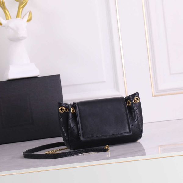 italian women's nolita flap designer mini bag lambskin decorated metal interlocking quilted chain and leather strap two ways luxury bag
italian women's nolita flap designer mini bag lambskin decorated metal interlocking quilted chain and leather strap two ways luxury bag