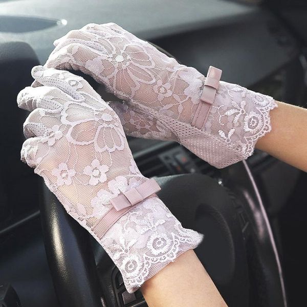 five fingers gloves women sunscreen touch screen lace summer breathable thin soft female short non-slip exquisite, Blue;gray
five fingers gloves women sunscreen touch screen lace summer breathable thin soft female short non-slip exquisite, Blue;gray