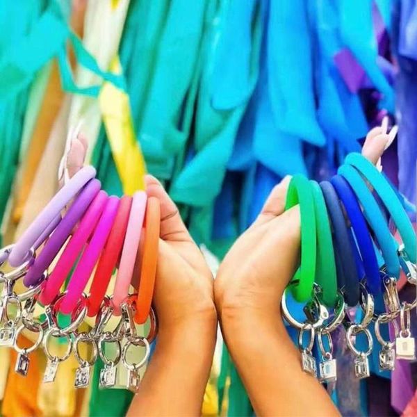 keychains 2021 arrival colorful silicone keyring bangle outdoor women bracelet keychain drop, Silver
keychains 2021 arrival colorful silicone keyring bangle outdoor women bracelet keychain drop, Silver