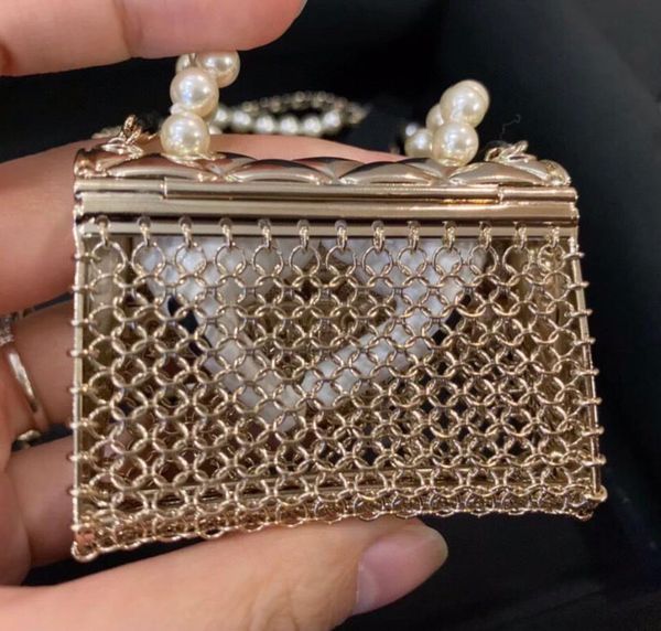 charm hollow design handbag pendant necklace with excelent quality pearl and genuine leather for wedding jewelry gift have box ps3006, Silver
charm hollow design handbag pendant necklace with excelent quality pearl and genuine leather for wedding jewelry gift have box ps3006, Silver