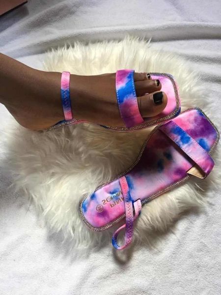 shoes female square toe slippers flat glitter slides shose women 2021 jelly tpr crystal synthetic pu rome fabric scandals basic, Black
shoes female square toe slippers flat glitter slides shose women 2021 jelly tpr crystal synthetic pu rome fabric scandals basic, Black