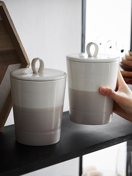 storage bottles & jars european-style white ceramic sealed jar with lid household kitchen candy tea coffee box home decoration gift
storage bottles & jars european-style white ceramic sealed jar with lid household kitchen candy tea coffee box home decoration gift