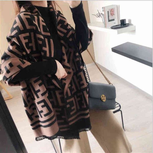the new design net red korean east gate double-sided imitation cashmere simple letter warm shawl pants scarf, Blue;gray
the new design net red korean east gate double-sided imitation cashmere simple letter warm shawl pants scarf, Blue;gray